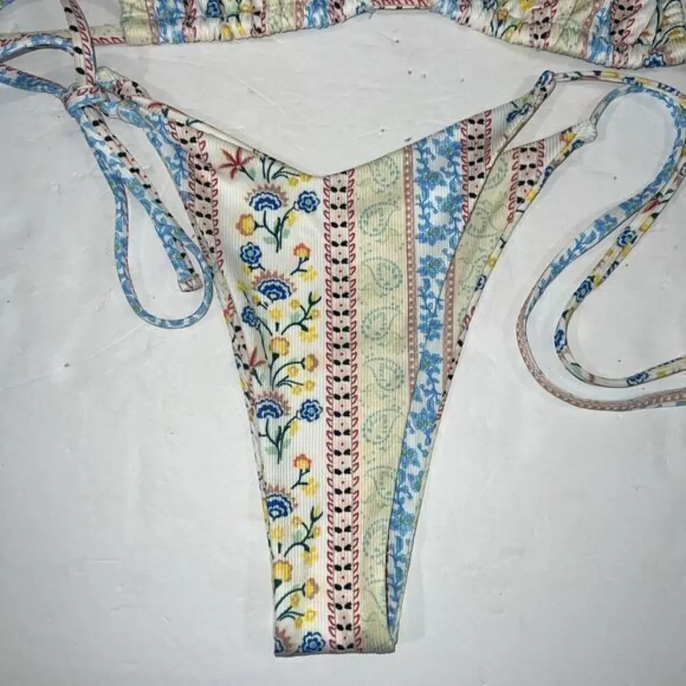 Shein swimwear Summer‎ Beach Paisley & Floral 2 Pc Bikini-tie Front Bra & Bottom